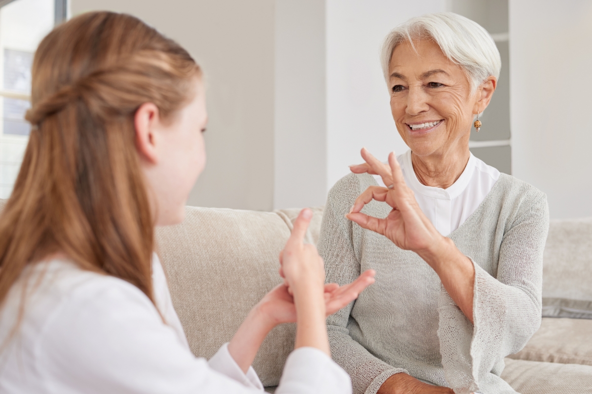 learning sign language with family